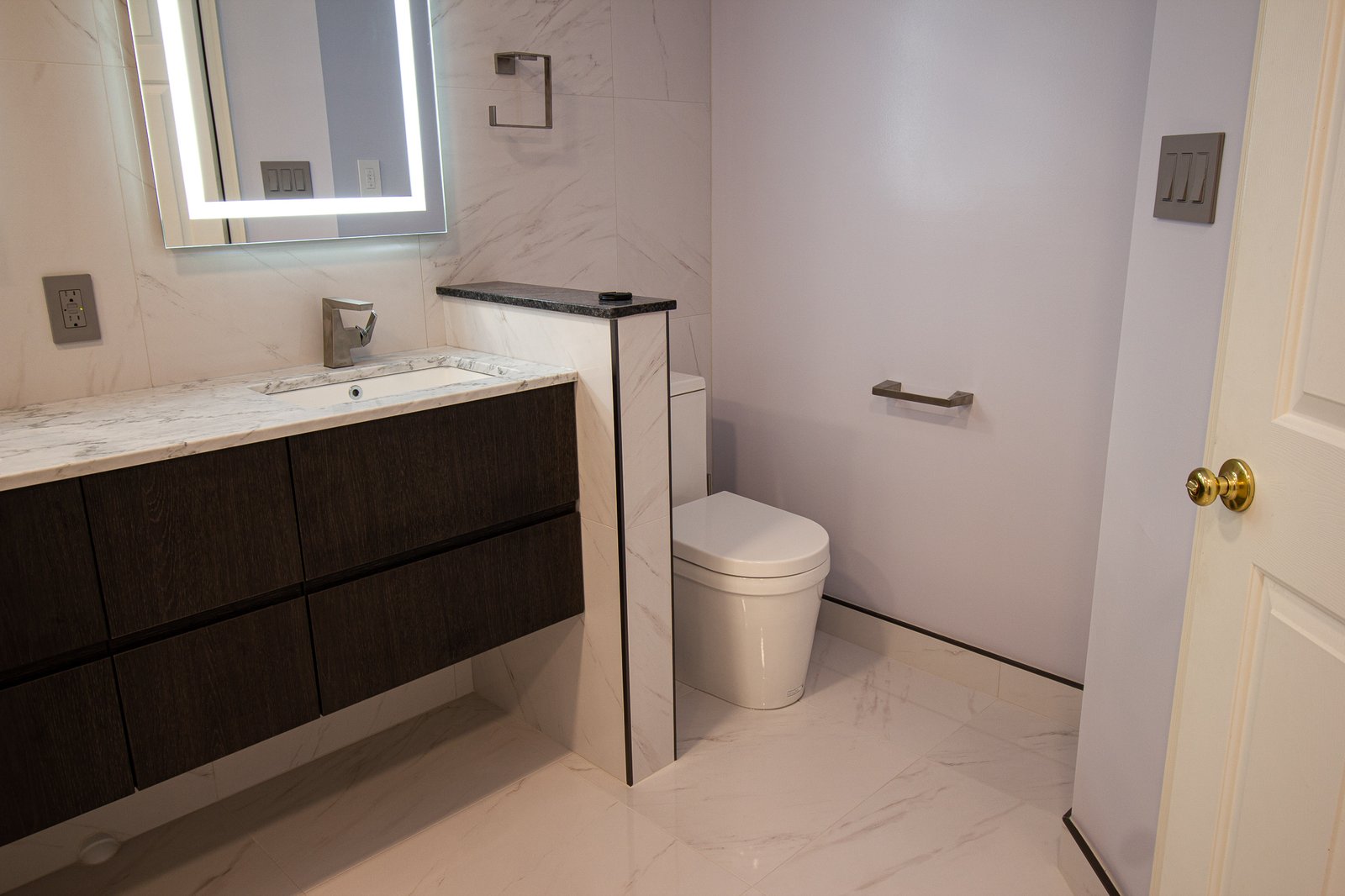 Bathroom 10